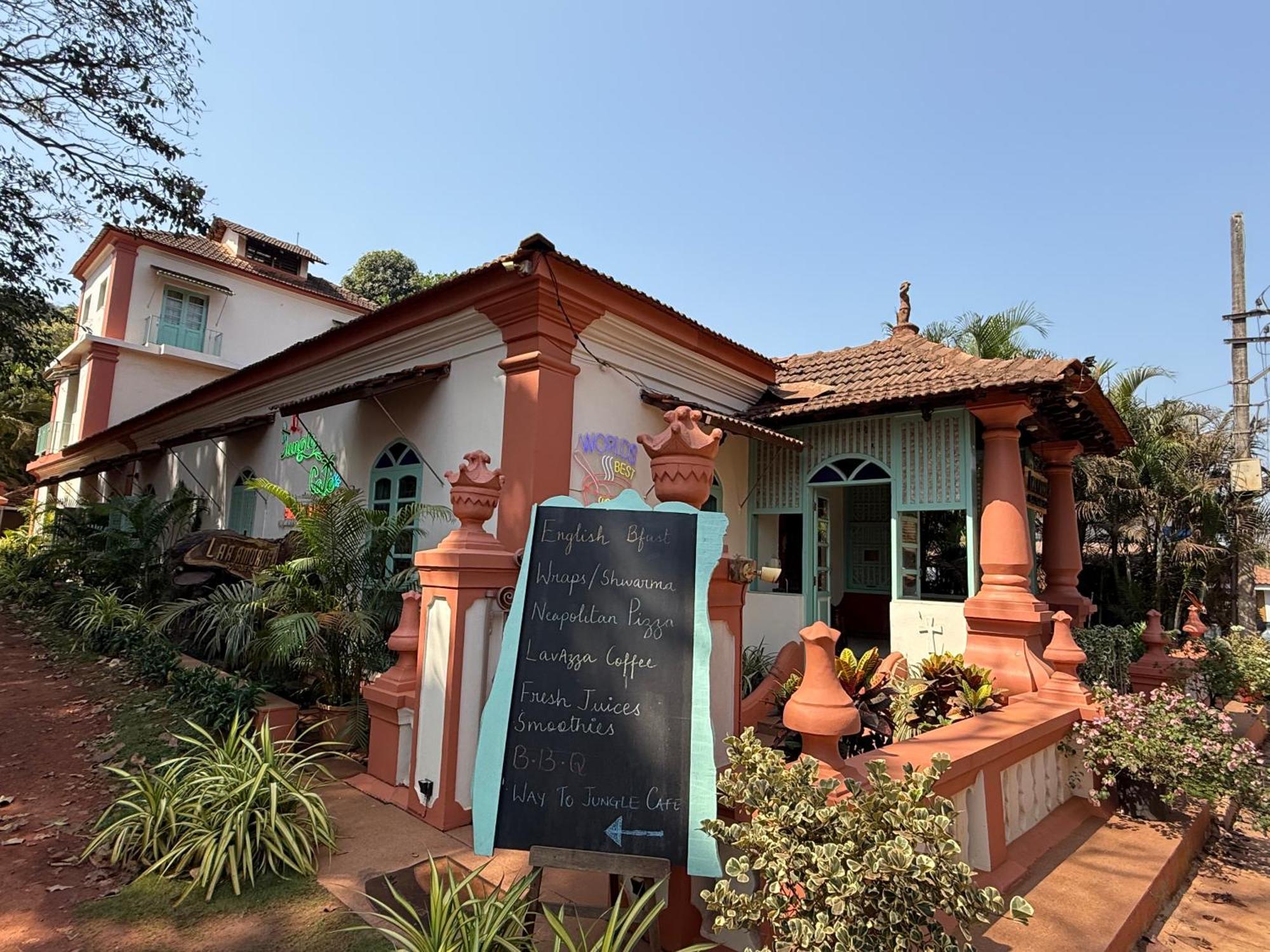 Lar Amorosa Boutique Hotel - Goa Calangute Exterior photo