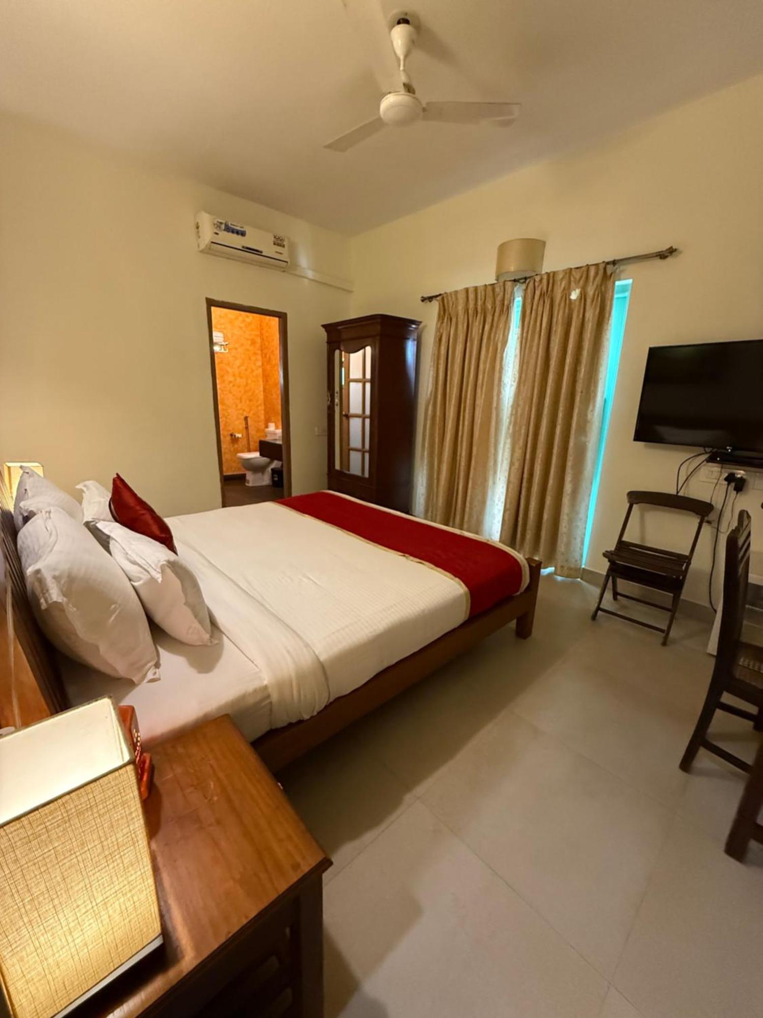 Lar Amorosa Boutique Hotel - Goa Calangute Exterior photo